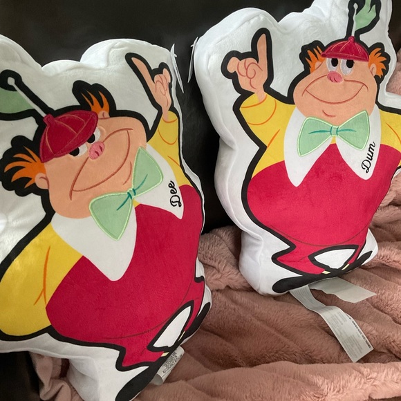 Disney Other - 🧡Disney Tweedle Dee and Tweedle Dum Decorative Pillow